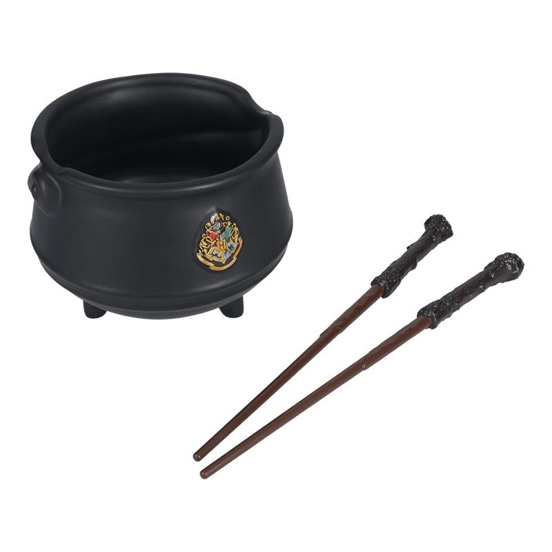 Harry Potter Cauldron Ramen Set: cauldron plus chopsticks