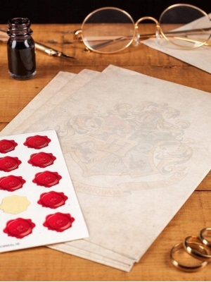 Harry Potter Hogwarts Letter Writing Set