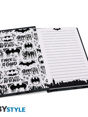 DC COMICS Batman gift set: XXL glass, pin, A6 pocket notebook