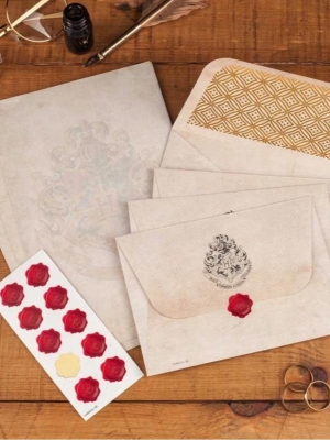 Harry Potter Hogwarts Letter Writing Set