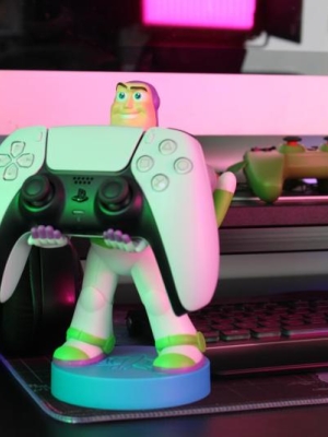 Disney Buzz Lightyear phone & controller holder (20 cm)