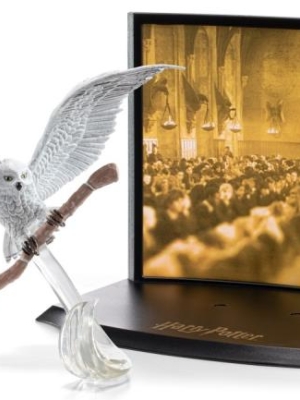Harry Potter figurine: Hedwig's Special Delivery