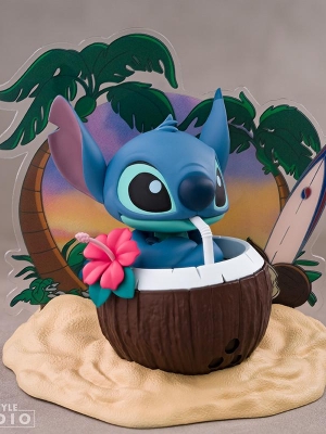 Disney figurine - Stitch Coconut (high: 10 cm)