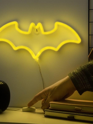 Dc Comics Batman Wall Mountable LED Neon Light (high: 12,8 cm)