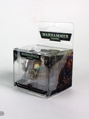 Warhammer 40K Metal Keychain Space Marine MKVII Helmet Gold