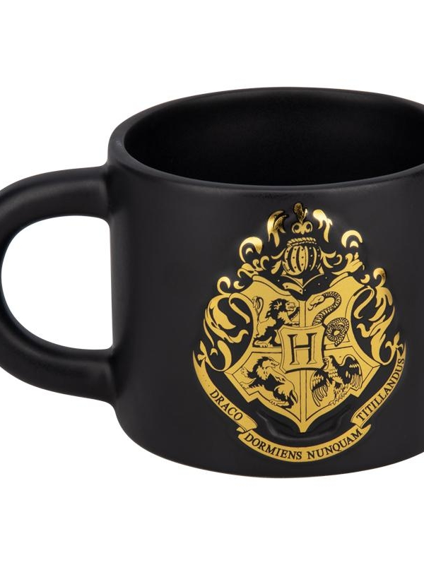 Harry Potter Hogwarts Crest Embossed Mug