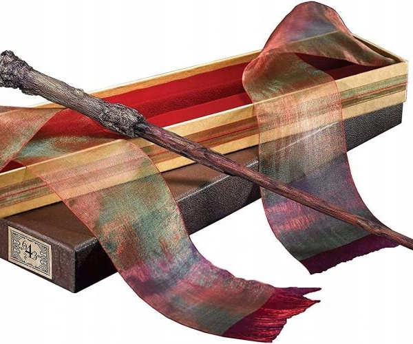 Harry Potter’s Wand (Ollivanders Box)