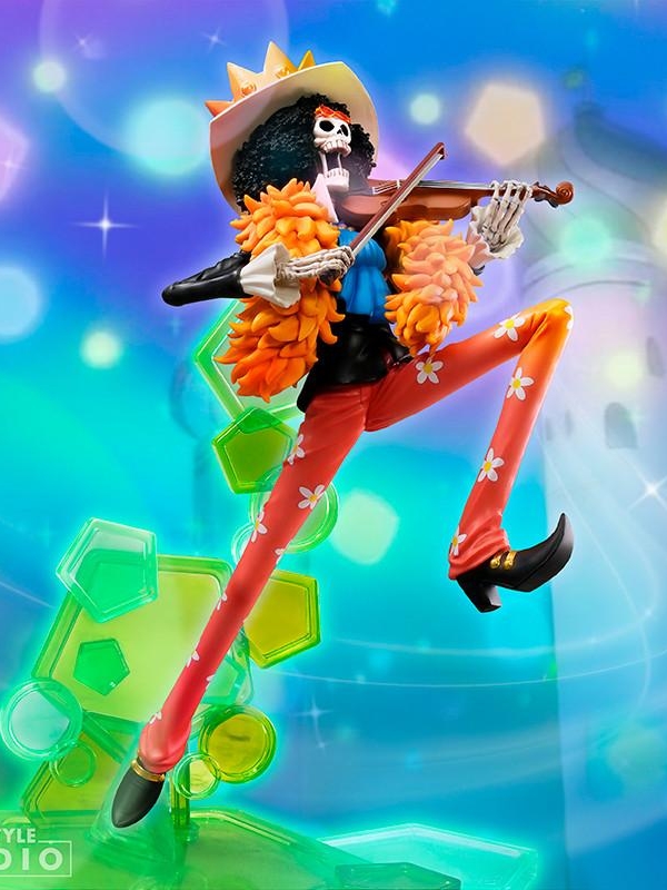 ONE PIECE figurine Brook (high: 23 cm)
