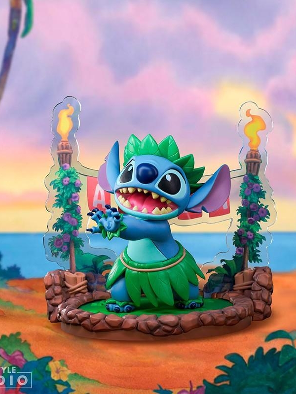 Disney Stitch Hula Dance (high: 35 cm)