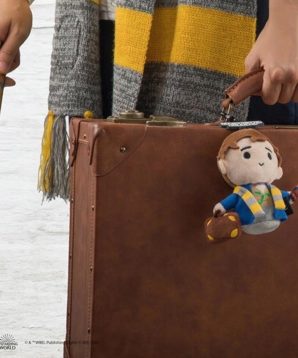 Harry Potter keychain plush - Newt Scamander