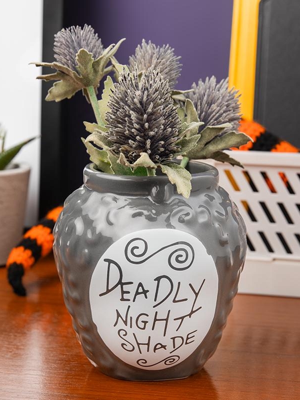 The Nightmare Before Christmas Deadly Nightshade Pen and Plant Pot (glow in the dark)