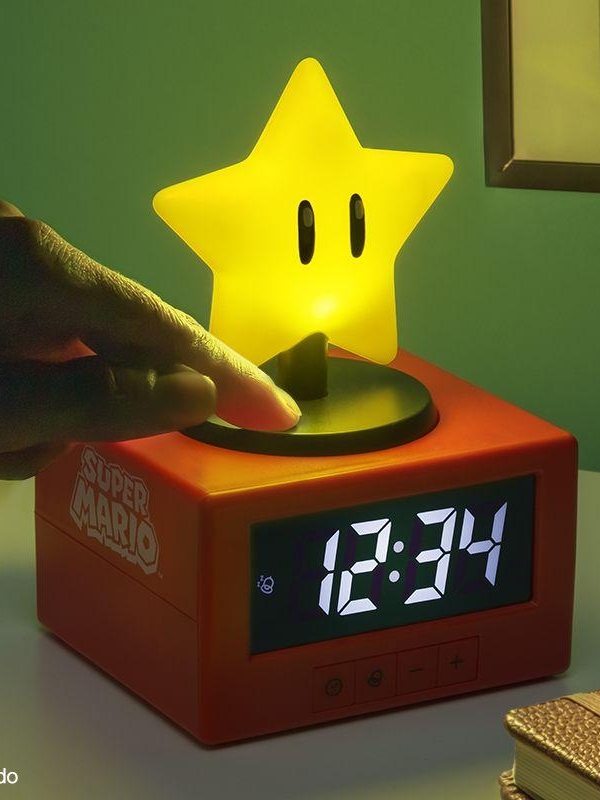 Super Mario - Super Star Icon Alarm Clock (high: 15 cm)